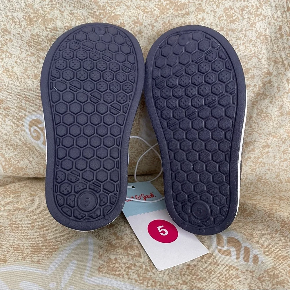 Cat & Jack Toddler Boys’ Jese Sharks Slip On Water / Summer Shoes Sandals Size 5